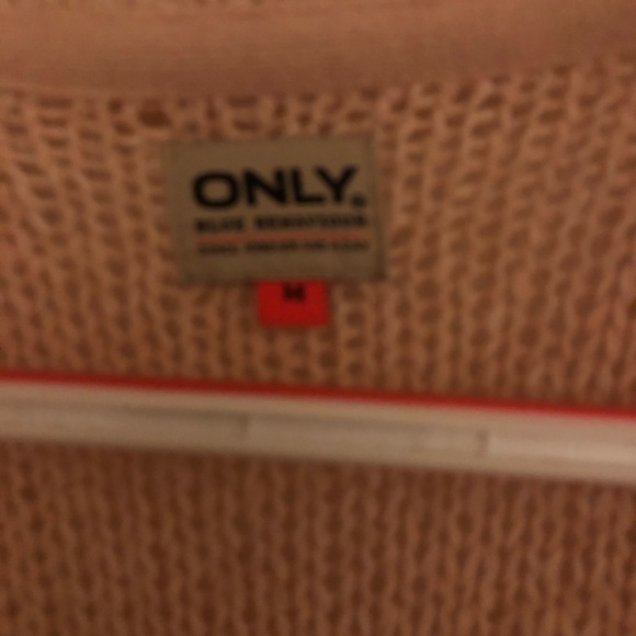 Rose knitted cardigan - Picture 2 of 3